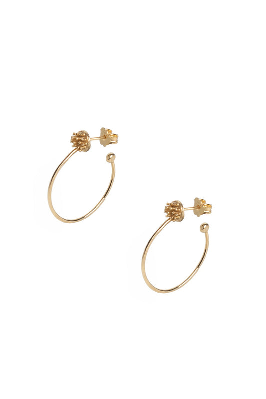 Pendientes de aro Flor de Calma · Plata bañada en oro